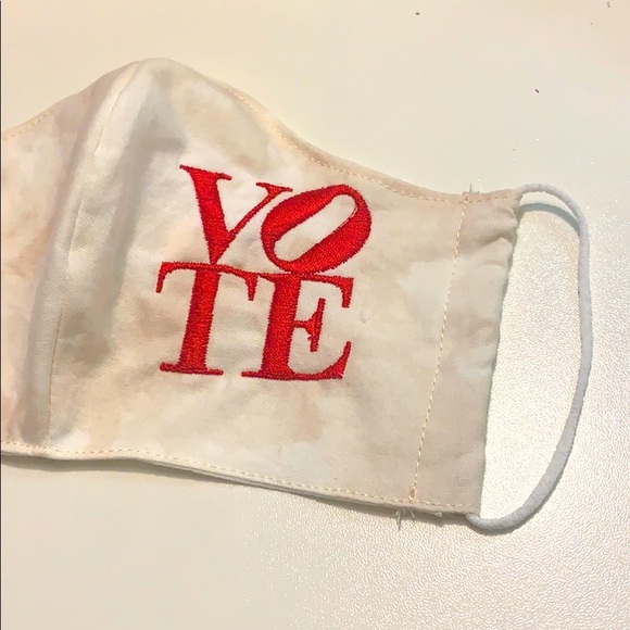 Mens VOTE face mask - Picture 1 of 4